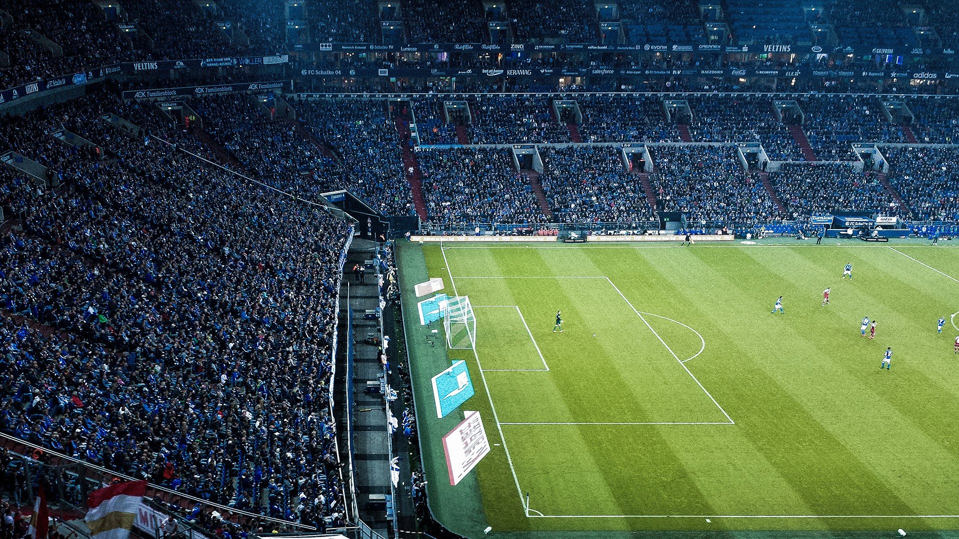 巨兽时代已死，巨人时代方生