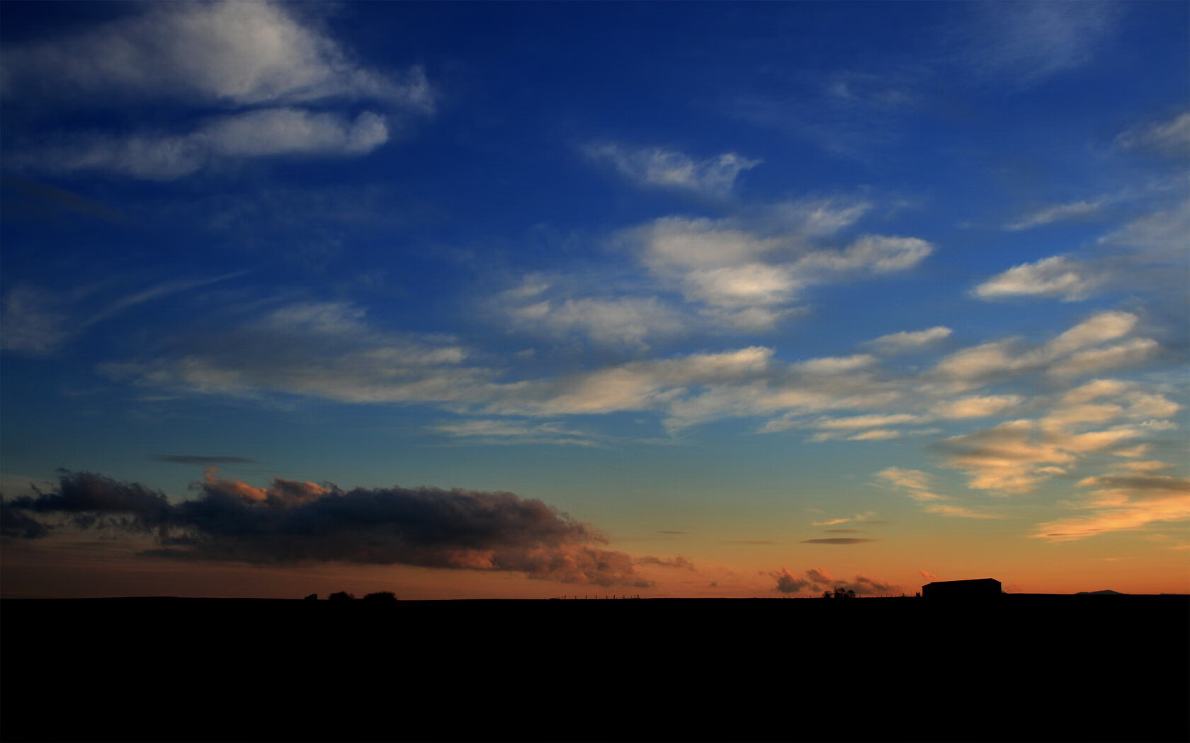 开云体育在线-中距离的偏执，德罗赞用被时代遗忘的技艺，雕刻比赛的胜负纹理